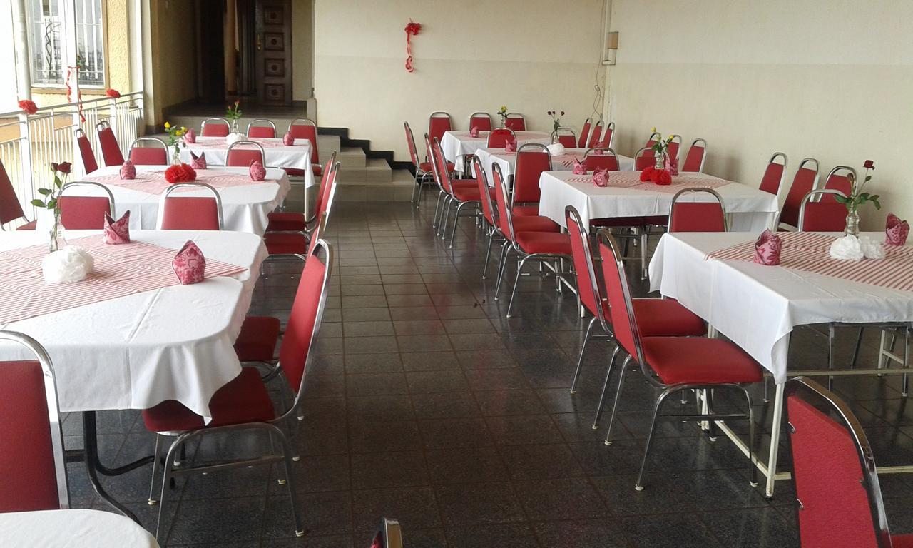 Njeru Brisk Hotel Triangle מראה חיצוני תמונה